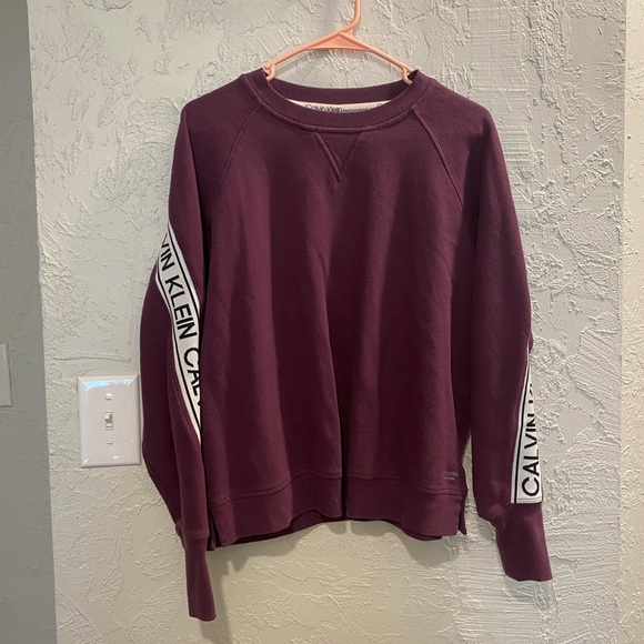 Calvin Klein Crew Neck - Picture 4 of 6